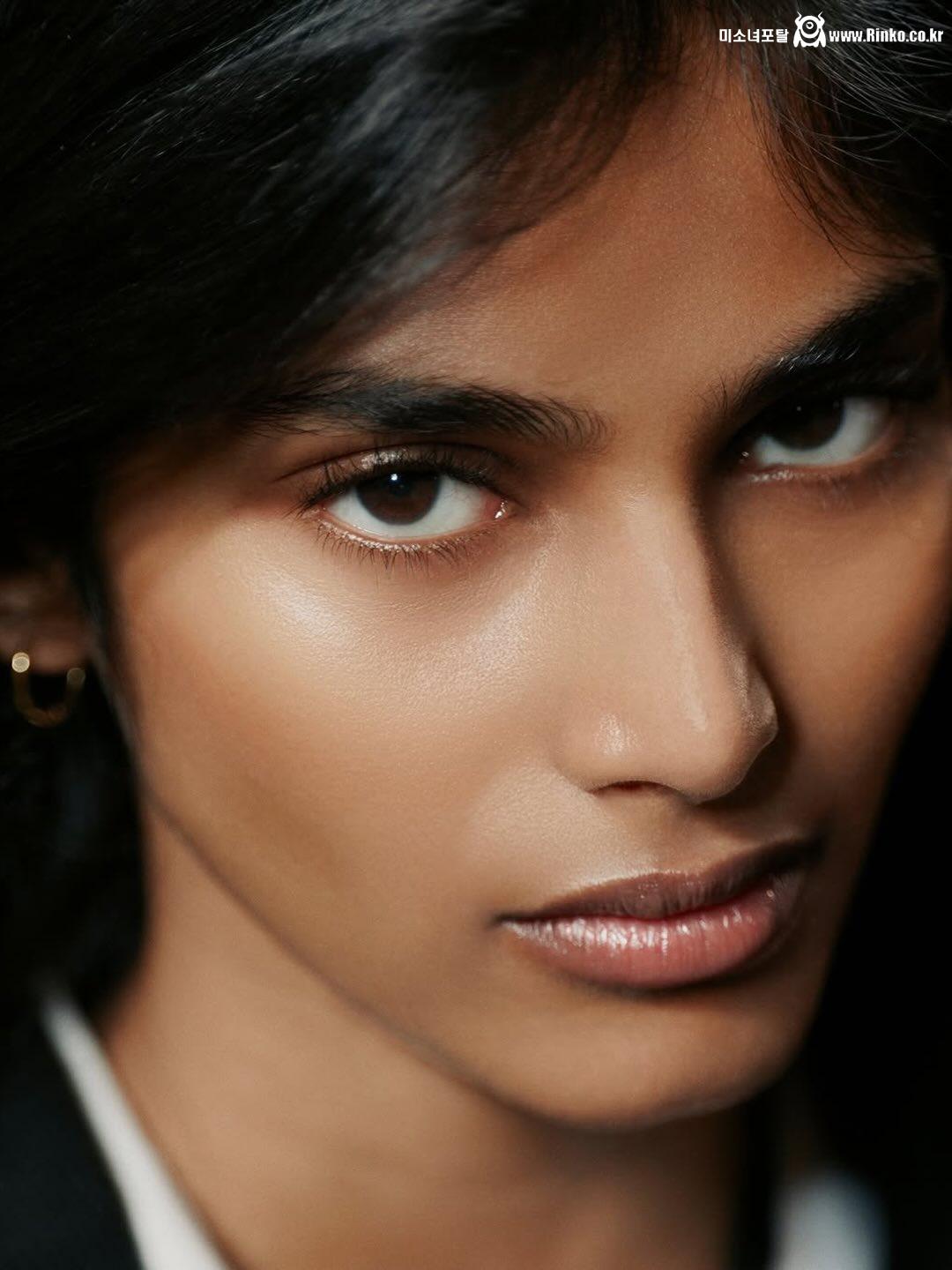 샤넬이 찐으로 보자마자 독점 걸었다는 현 뮤즈 15