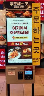 여러 이유로 햄버거 먹는 사람 많음