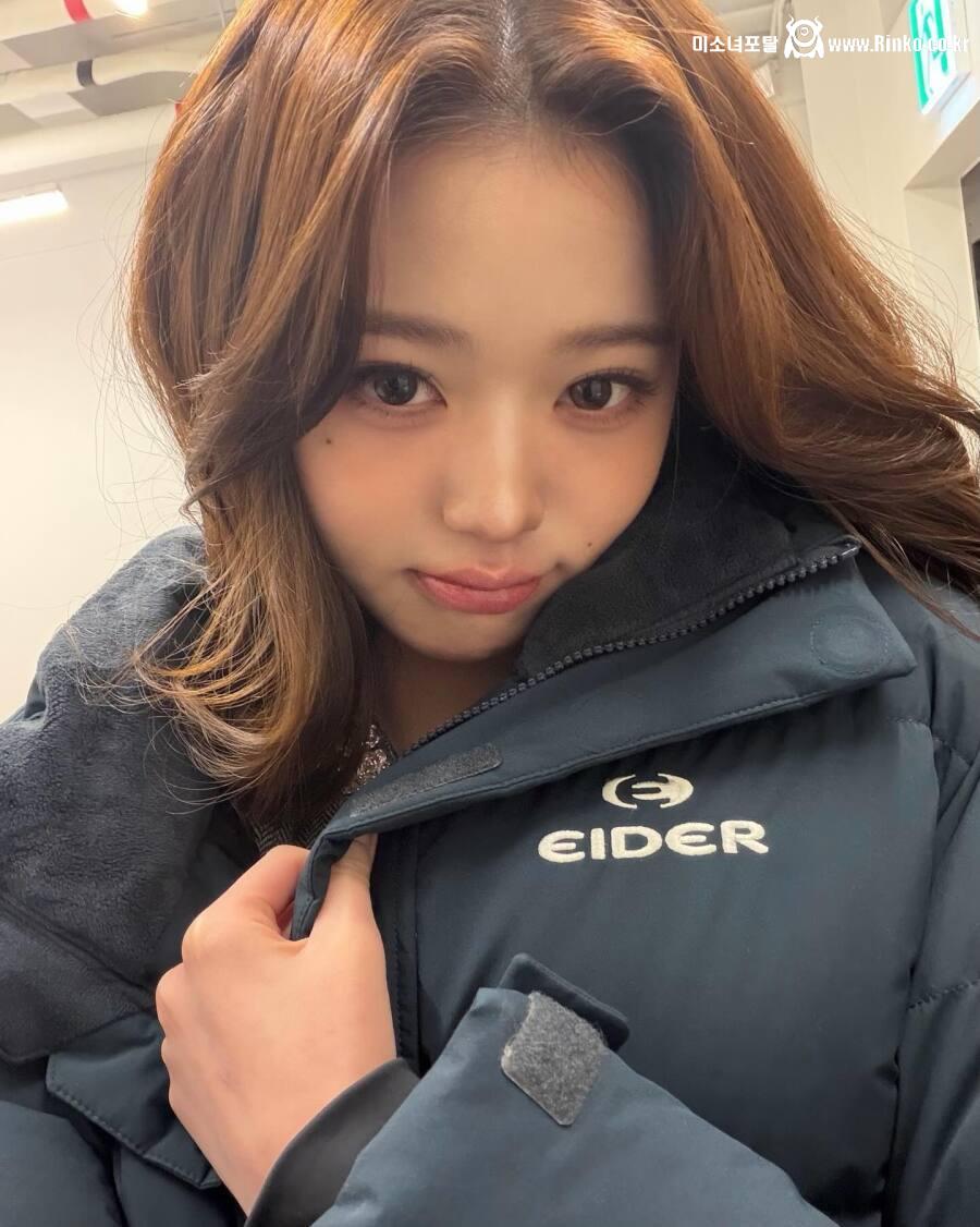 카리나가 가슴만 안컸어도 진작 따잇 당했음 16