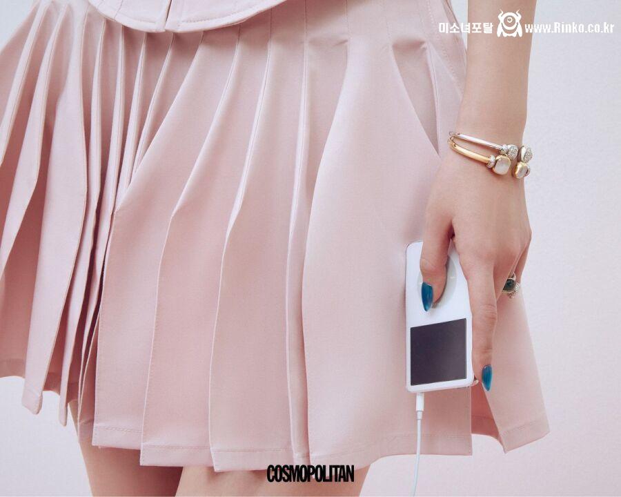 확실히 이렇게 보니깐 안유진이 남상이긴하네 5