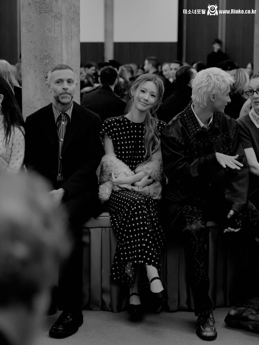 이렇게 보니깐 아이들 미연이 대존예긴 하네 ㄹㅇ 14