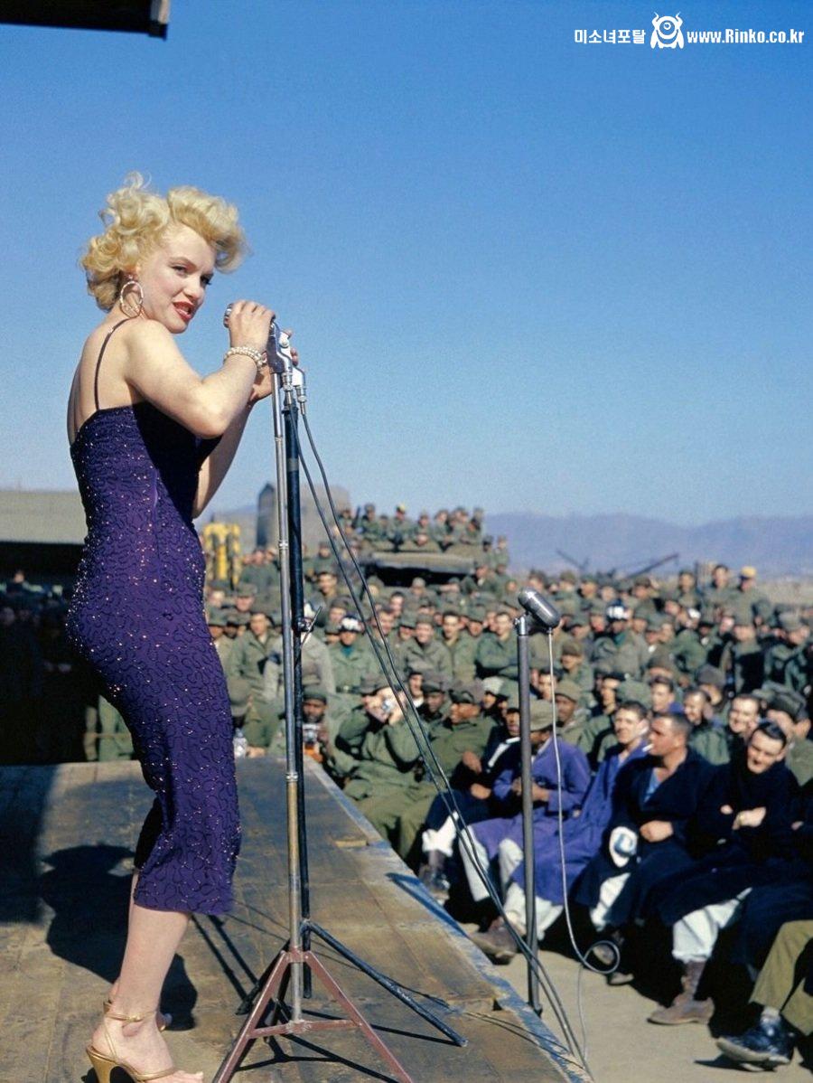 과거 한국을 방문했던 마릴린 먼로 2