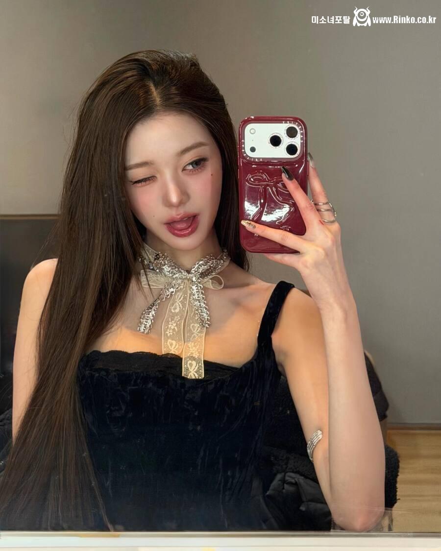 오늘도 미친 미모를 보여주는 여자아이돌 20