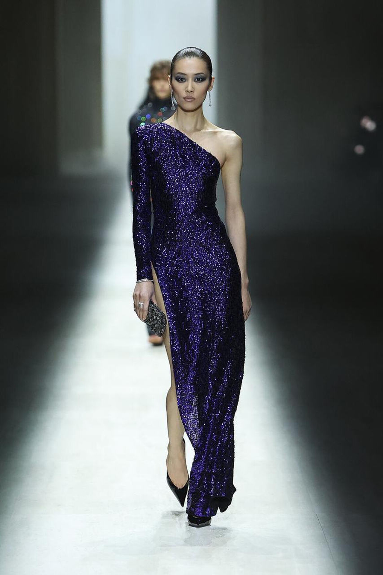 디자이너 바뀌고 처음 공개된 구찌 여성복 신상