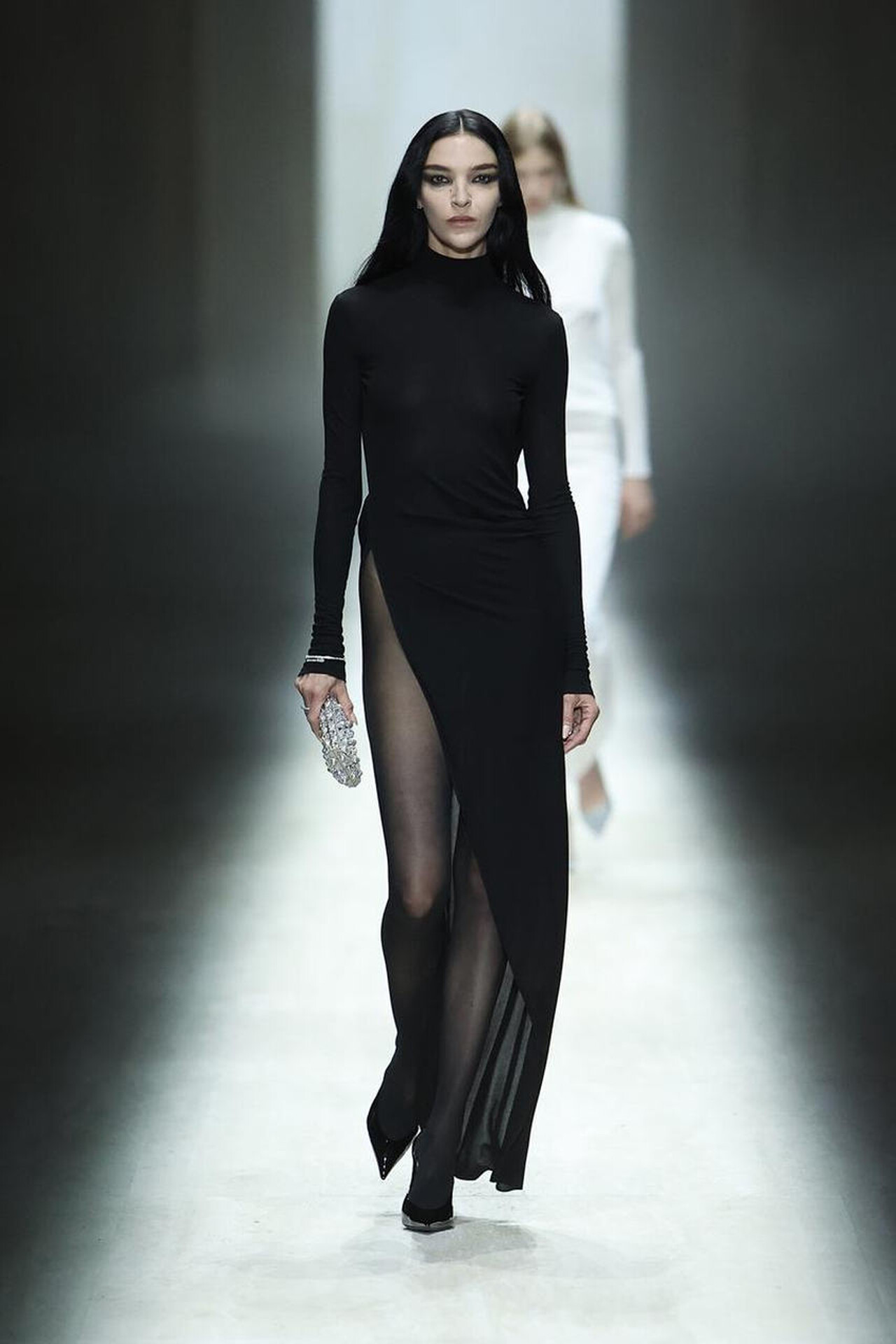 디자이너 바뀌고 처음 공개된 구찌 여성복 신상