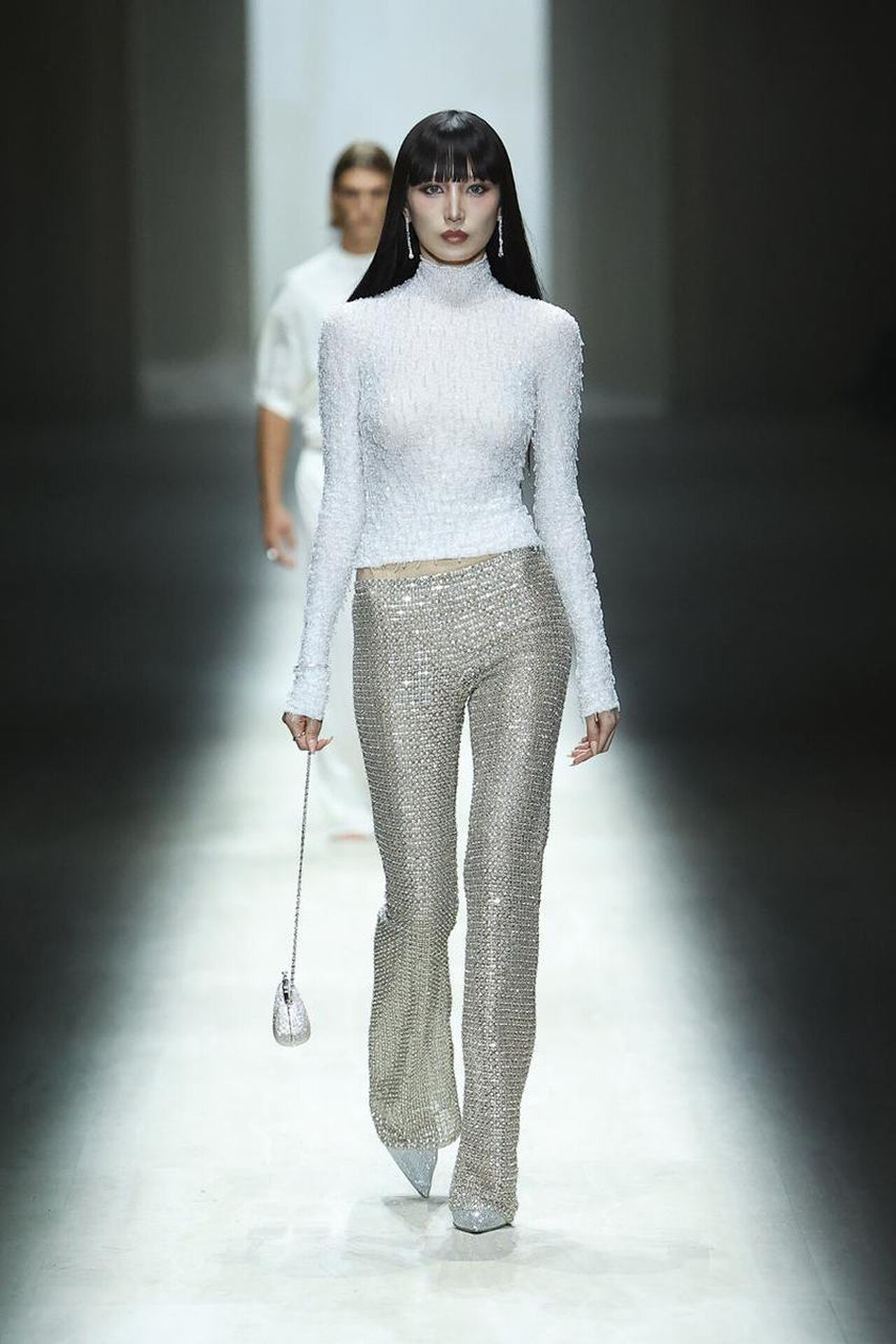 디자이너 바뀌고 처음 공개된 구찌 여성복 신상