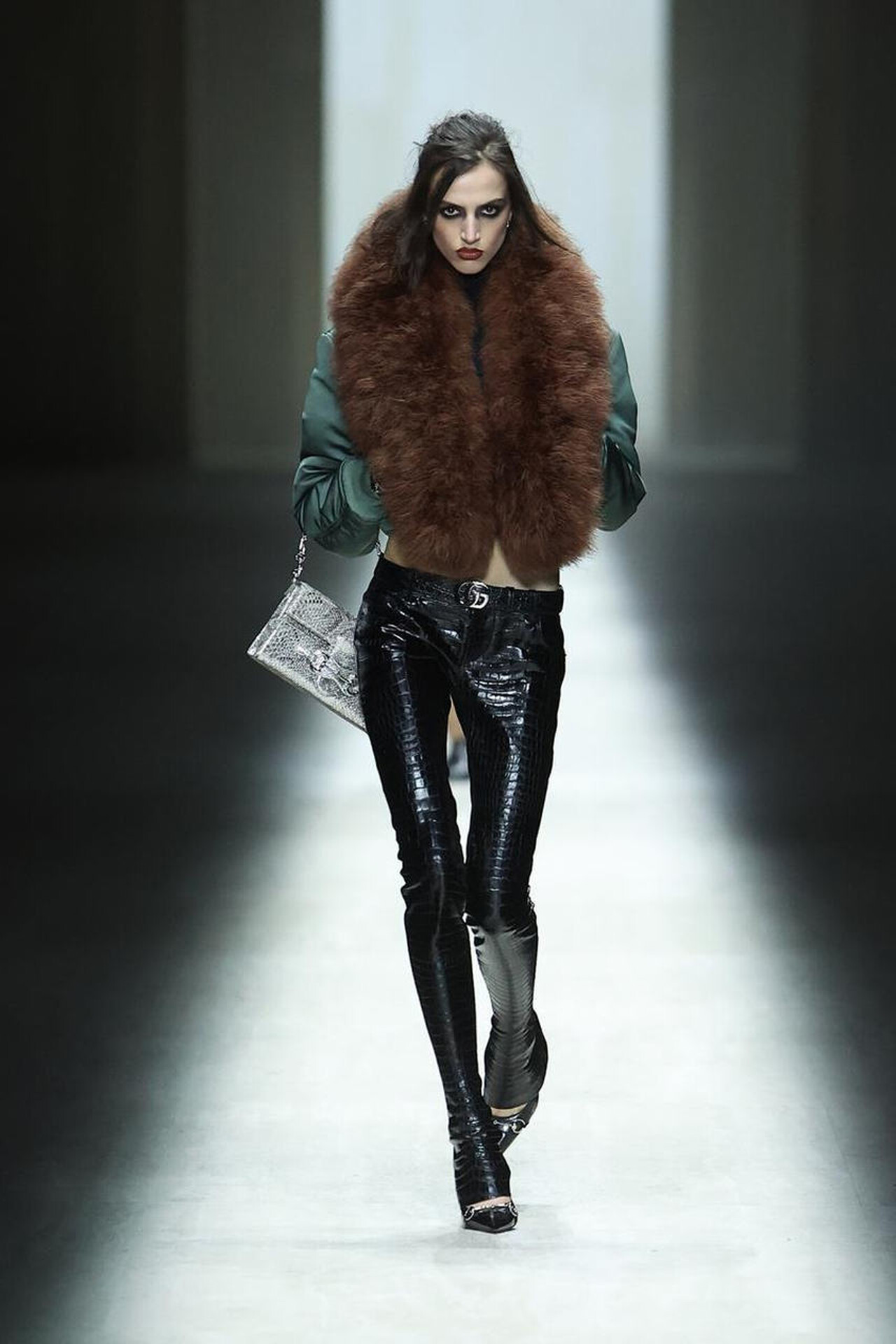 디자이너 바뀌고 처음 공개된 구찌 여성복 신상