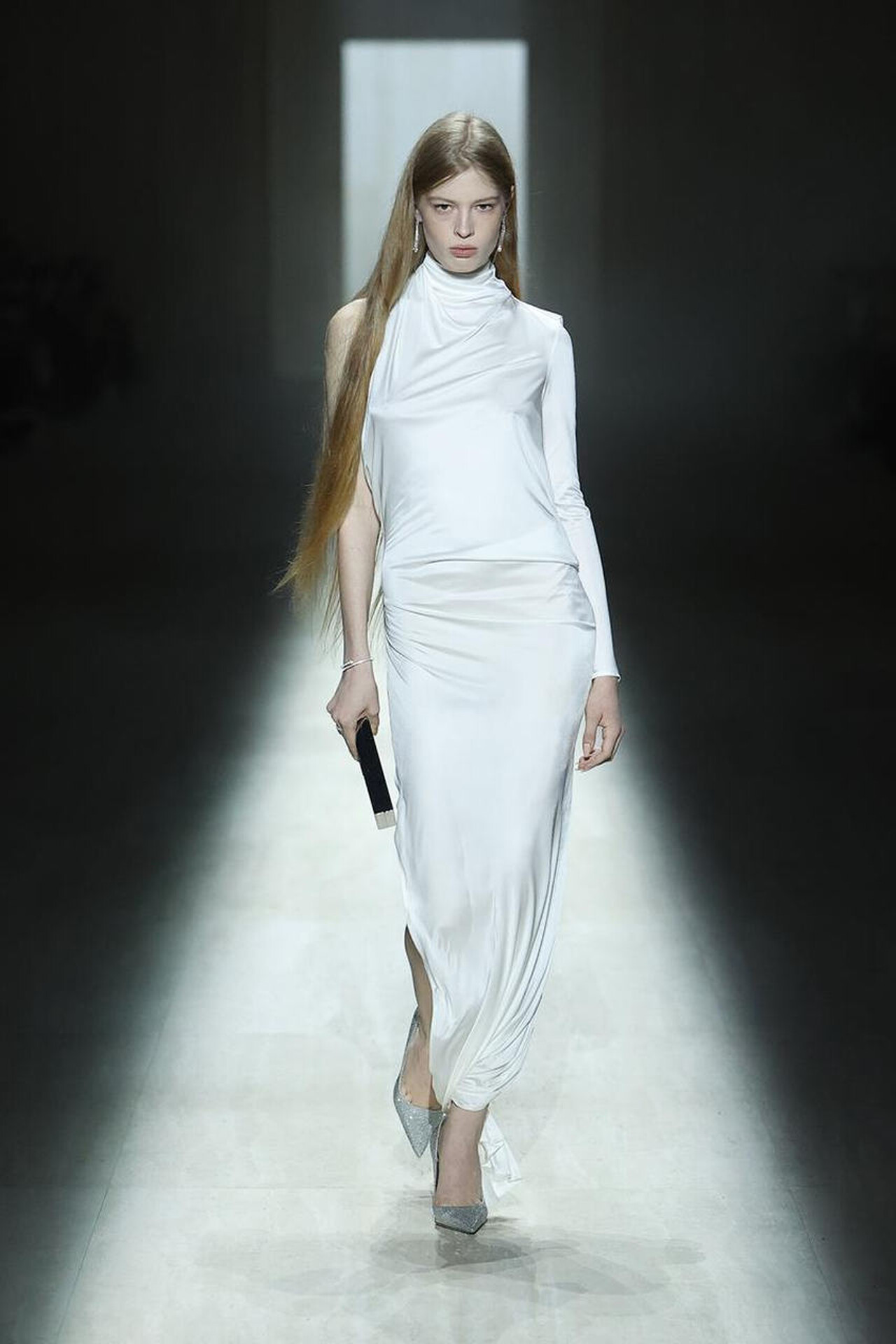 디자이너 바뀌고 처음 공개된 구찌 여성복 신상