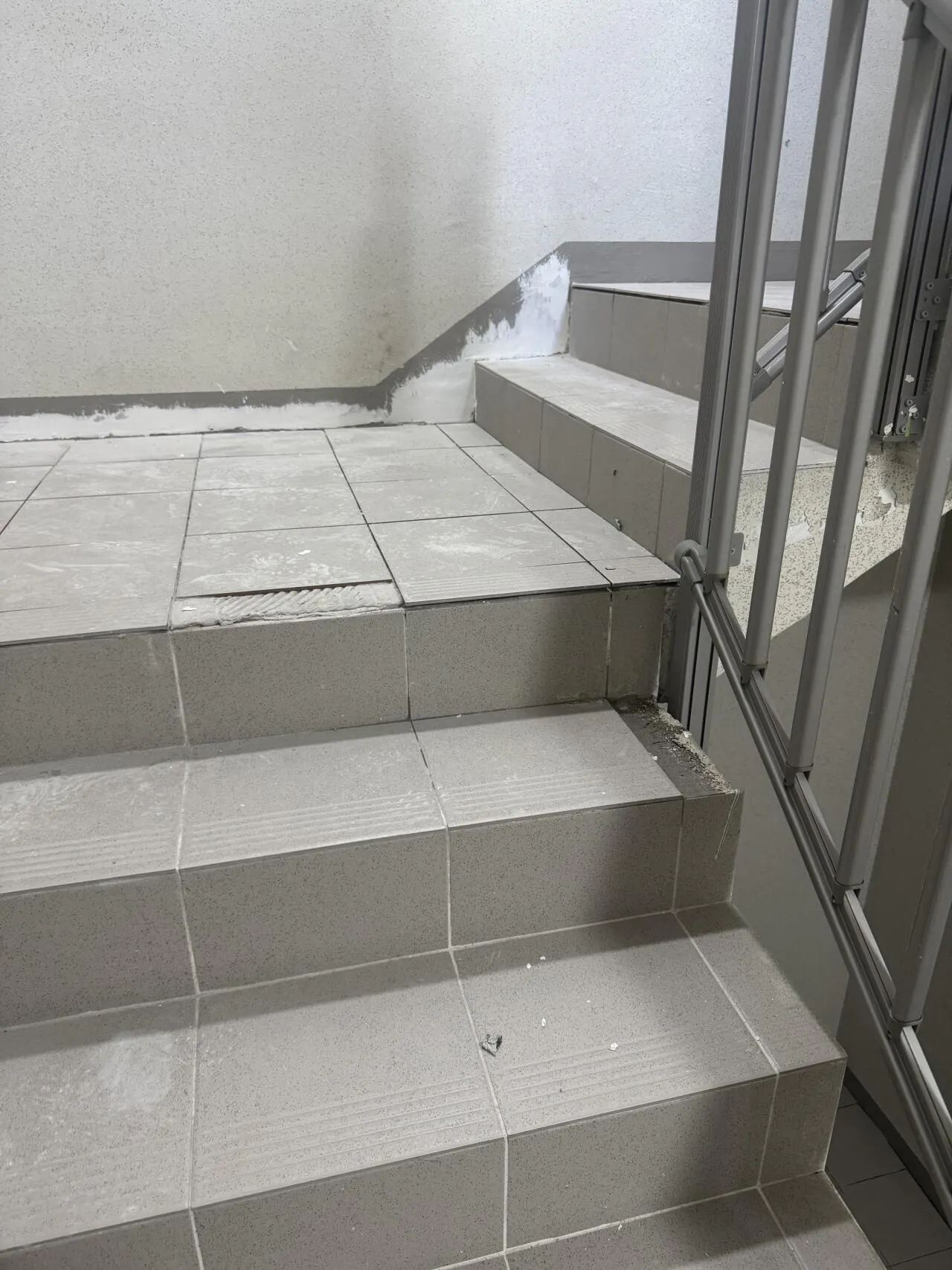 입주 한 달 남은 신축아파트 사전점검 실태