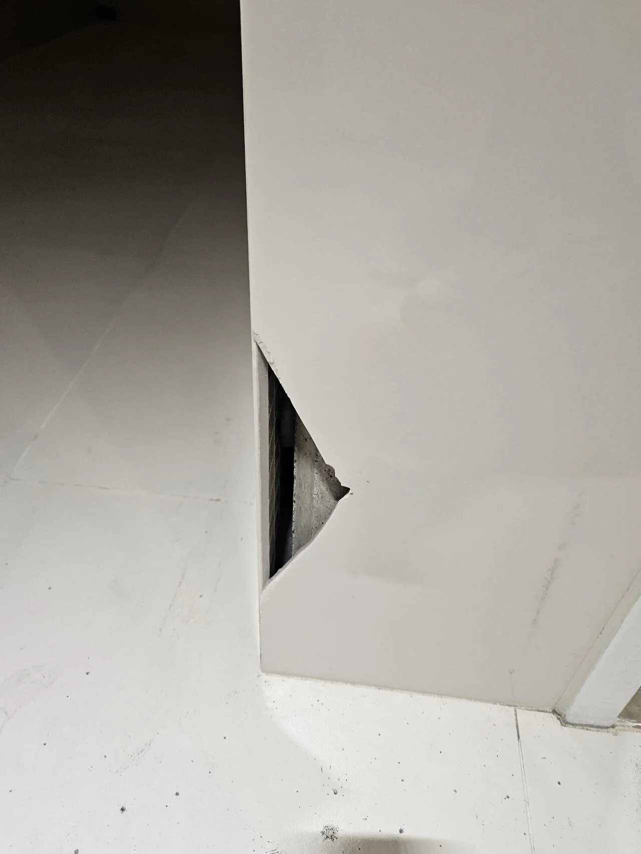 입주 한 달 남은 신축아파트 사전점검 실태