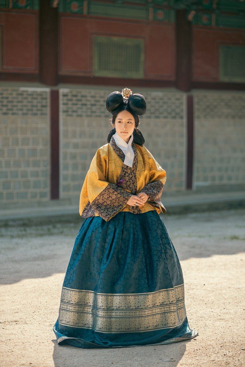 임진왜란 이전 조선시대 왕실 여인의 옷차림