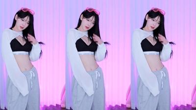 지붕위소희 몸매 라인 보소.. 1