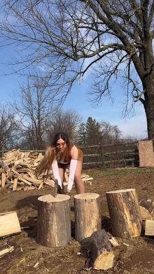 눈나 BJ의 도끼 체조, 전문적인 실력과 매력적인 퍼포먼스 1