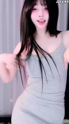 아이돌급 비주얼 여캠의 미시룩 1