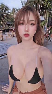 다 보여주는 비키니녀 1