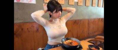 압도적인 크기를 자랑하는 H컵 가슴 그릴래영 1