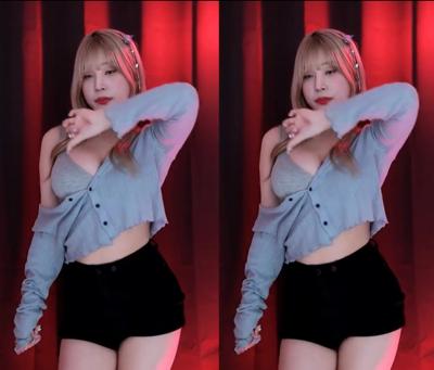 반만 보여주니까 더 야해보이네 1