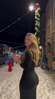 골반 지리는 금발 미녀 1