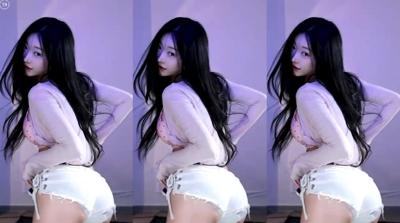 눈에 확 띄는 브라 착용한 하니니 1