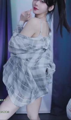 남자 연예인들한테 DM 오지게 받을것 같은 여캠 1위 1