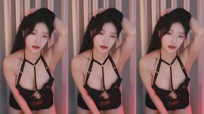 겨드랑이로 페로몬 마구마구 내뿜는 여캠 누나들 1