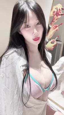 핑크 비키니 브라 뽀얀피부 가슴골 1