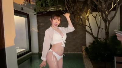 어느 외국 여캠의 비키니 방송 1