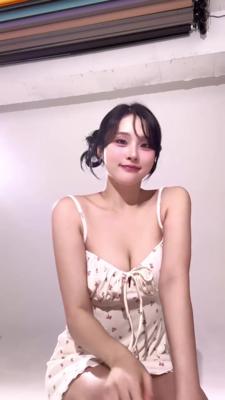 유튜버 노은솔 묵직한 몸매 1