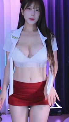 H컵 참젖 자랑하는 그릴래영 1