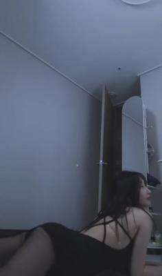 빵댕이를 강조하는 백하 EDM 1