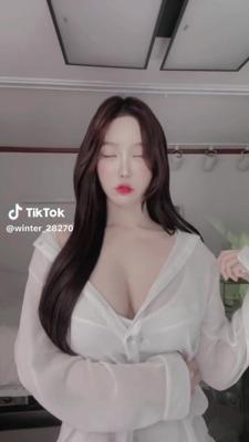 시스루 흰 셔츠 가슴골 1