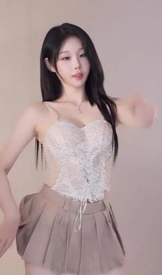 한갱 요즘 몸사리나? 노출 수위가 좀... 1