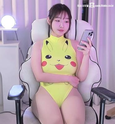 요즘 SOOP 노출 수위 1황이라는 여캠 1