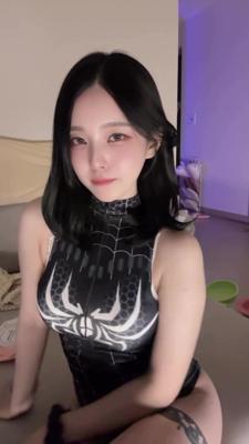 스파이더걸 여자친구 1